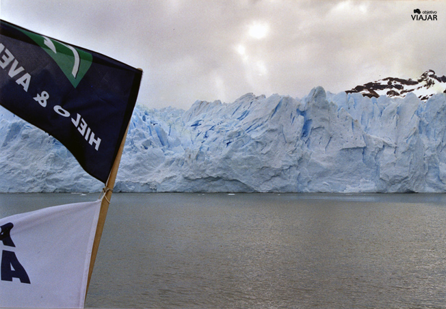 El Perito Moreno desde el catamarán. Argentina