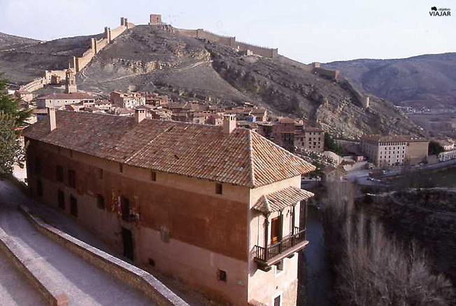 Vista de Albarracín y el río Guadalaviar