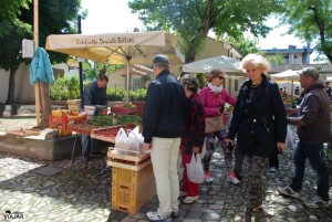 Mercado de frutas y verduras. Cesenatico