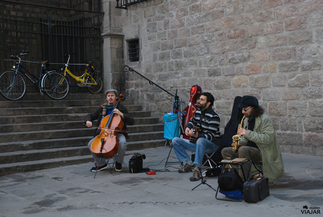 Músicos en el Gótico. Barcelona