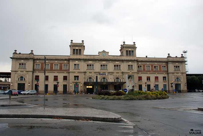 Estación de tren de Forlì. Italia
