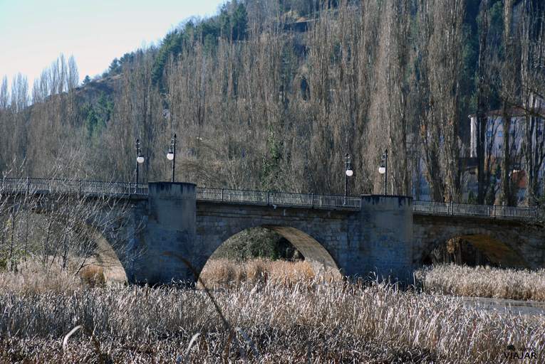 Puente medieval. Soria