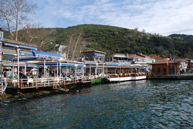 Restaurantes en primera línea de mar. Anadolu Kavaği