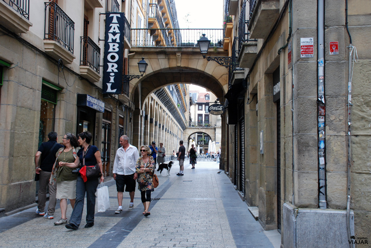 Calle Pescadería. Parte Vieja de Donostia