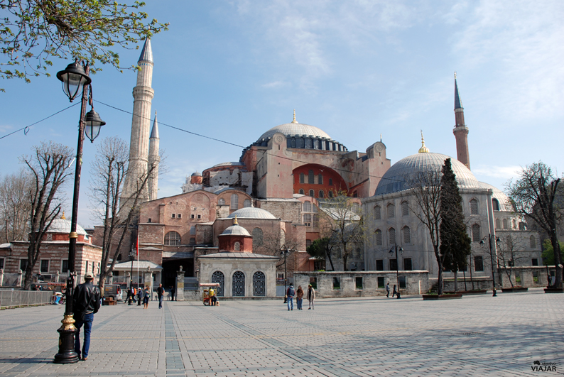 Guía práctica y consejos para viajar a Estambul