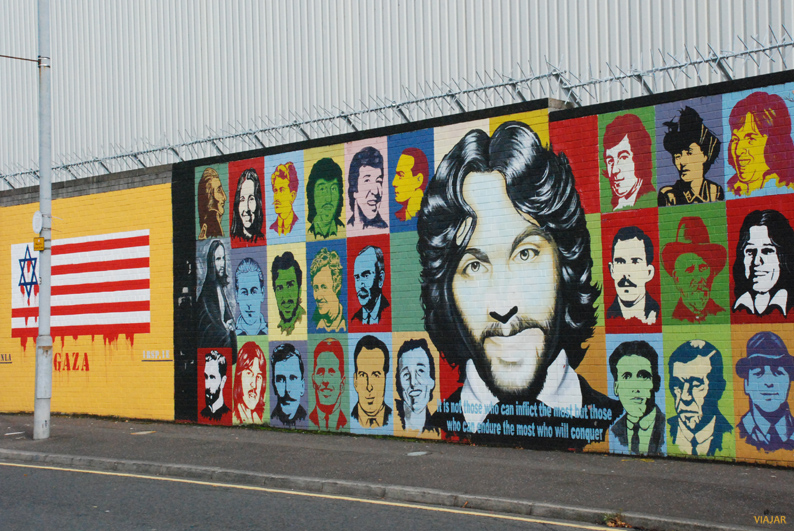 Muro Internacional. Falls Road. Ruta de los murales de Belfast