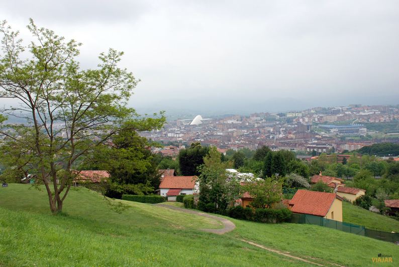 Vista de Oviedo desde el monte Naranco