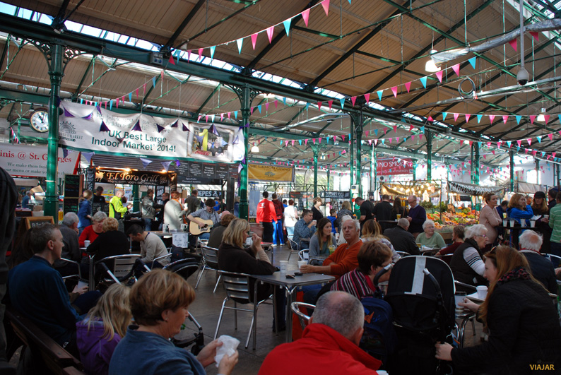 Interior del St. George's Market. Belfast