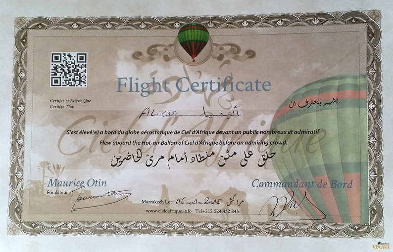 Certificado de vuelo con la empresa Ciel d'Afrique. Marrakech. Marruecos