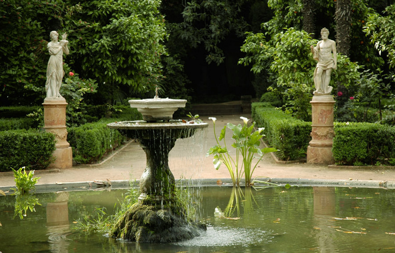 Poesía y naturaleza se dan cita en el jardín de los Mártires. Granada
