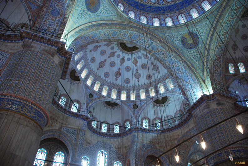 Detalle de las cúpulas de la Mezquita Azul. Sultanahmet. Estambul