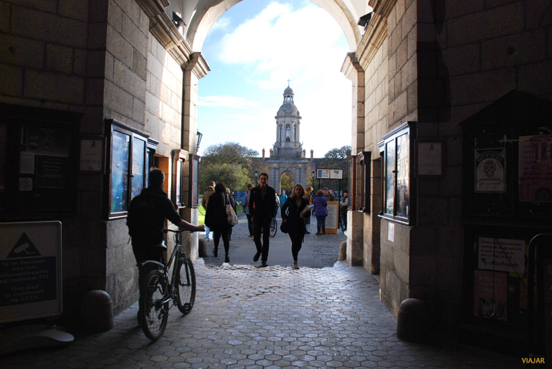 Front Gate. Trinity College, Dublín