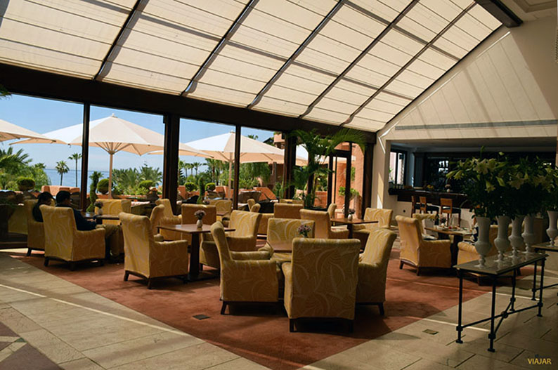 Bahia Lounge Cafe. Kempinski Hotel Bahia