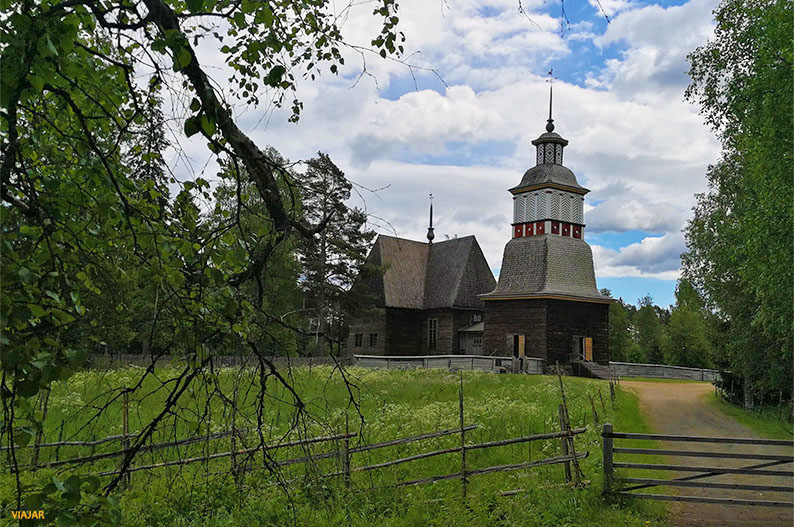 Iglesia de Petäjävesi. Region de los Mil Lagos de Finlandia