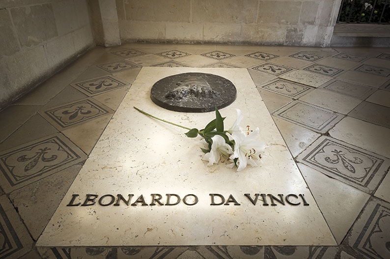 Tumba de Leonardo da Vinci en el castillo de Amboise © Leonard de Serres