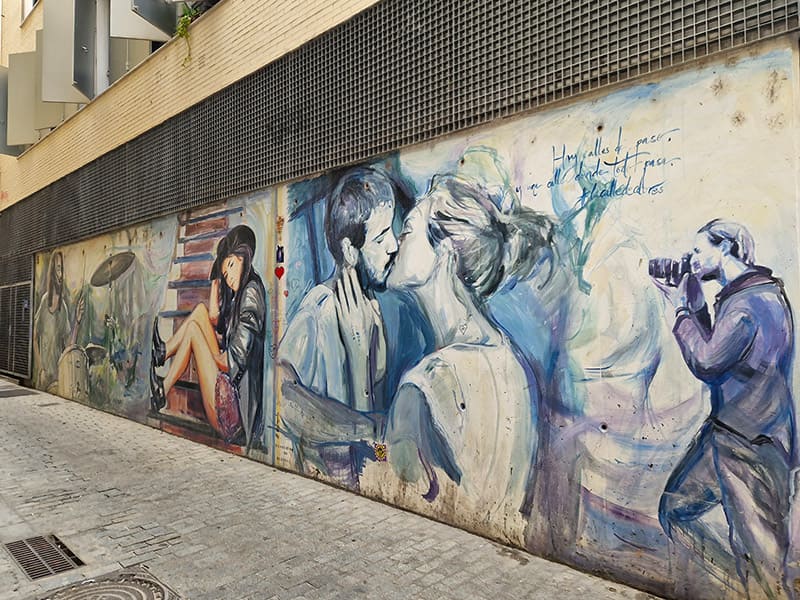 Mural del beso. Barrio del Carmen. Valencia